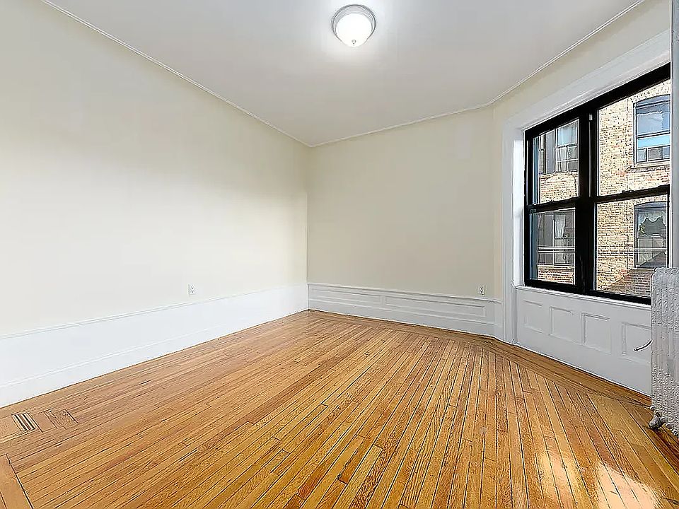 1st image of 631 W 207th St #655