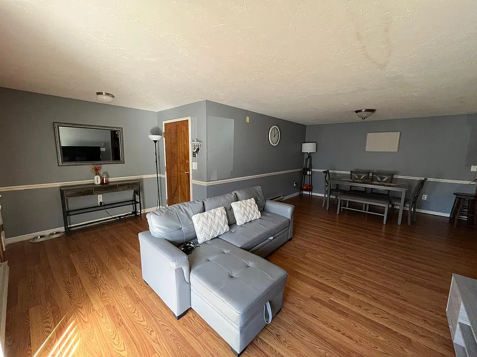 10 Hulbert Rd #18