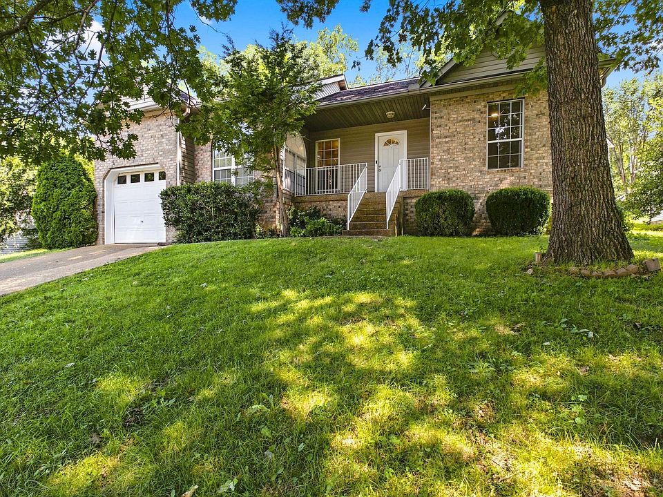 1st image of 772 Dover Glen Dr
