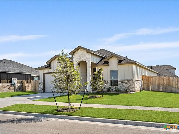 2nd image of 221 Desert Holly Dr