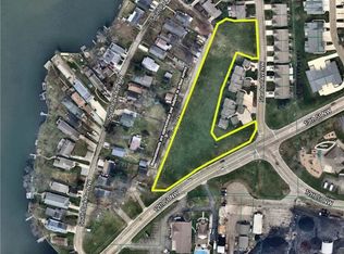 12th St NW, Canton, OH 44708