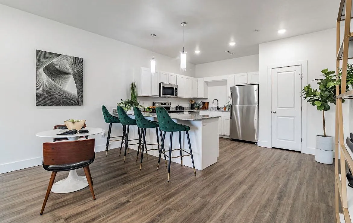 The Aviator Apartments — Photo 2