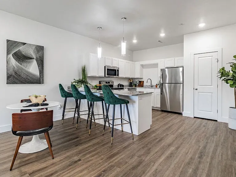The Aviator Apartments — Photo 2