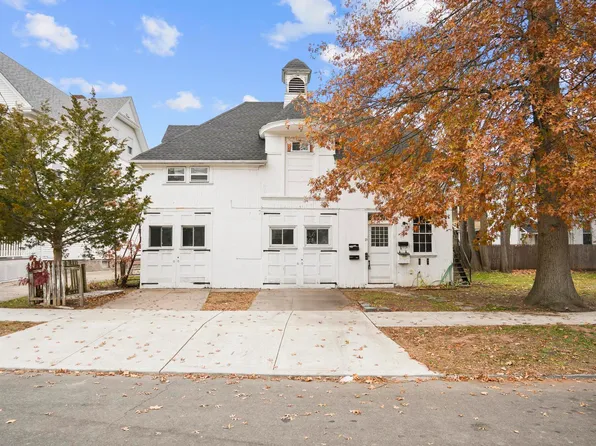 15 Maple Street, New Haven, CT 06511