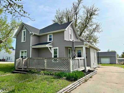 300 Park St, Grinnell, IA, 50112