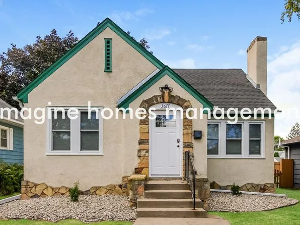 3677 Hubbard Ave N, Robbinsdale, MN 55422