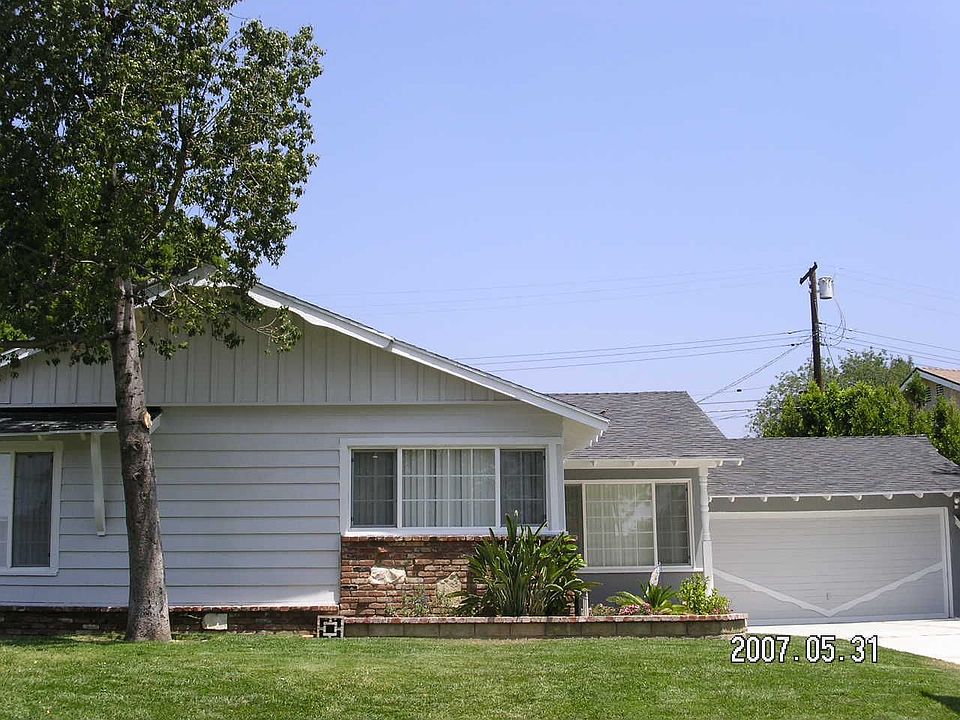 2nd image of 17929 Tribune Pl