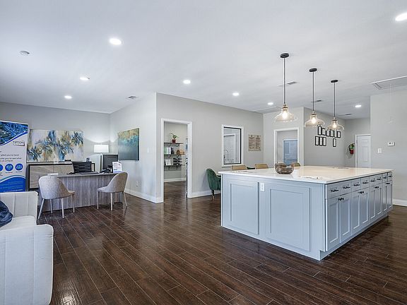 3rd image of 11110 Woodmeadow Pkwy #1016