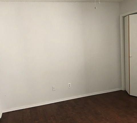 4th image of 107 Peachtree Ct #B