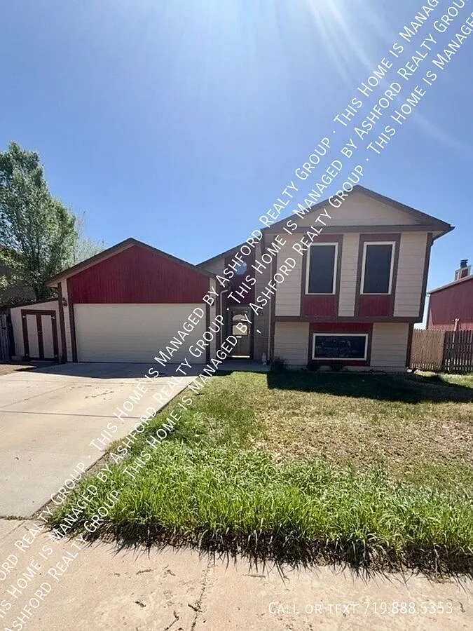 3 bed, 2.0 bath, 1761 sqft, $1,995 — Photo 1