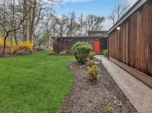 845 Star View Way, Bridgewater Twp., NJ 08807