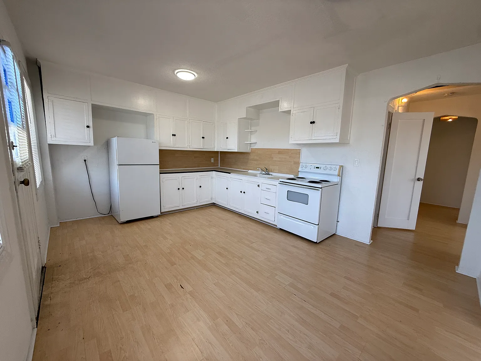 2 bed, $1,595 — Photo 1