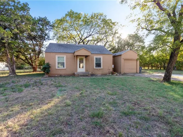 3820 N 26th St, Waco, TX 76708