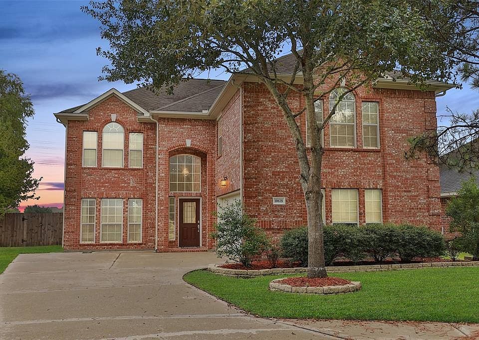 1st image of 10618 Badger Canyon Dr