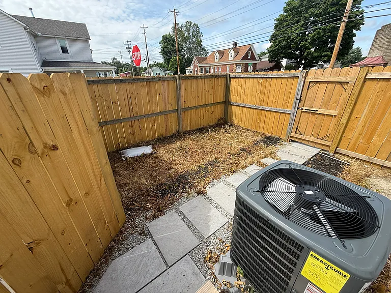 234 S Ewing St — Photo 15