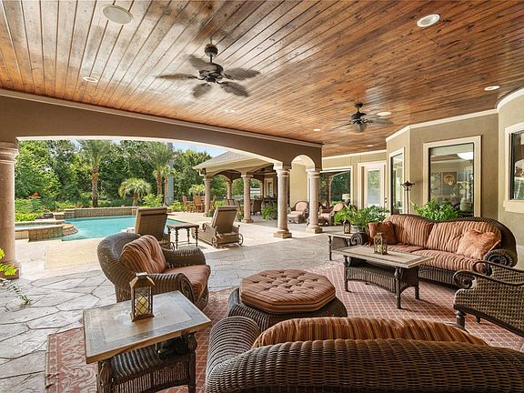 2nd image of 3020 Bridle Path Ln