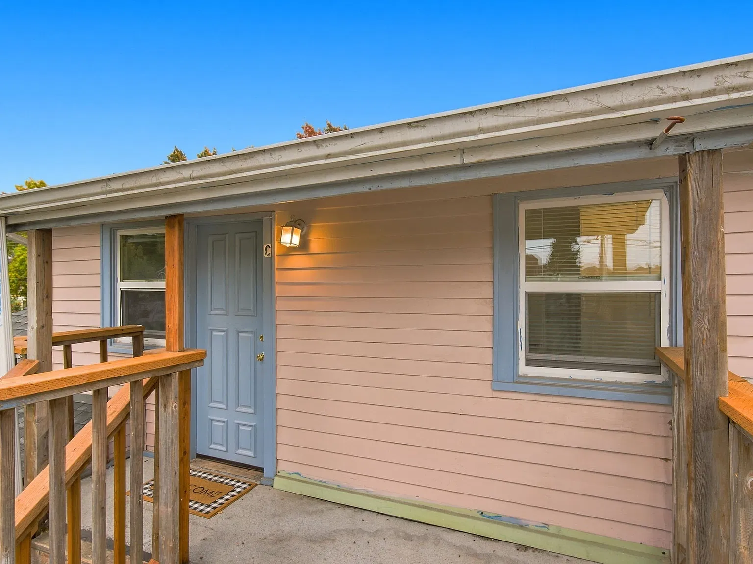 2 bed, 850 sqft, $1,750 — Photo 2