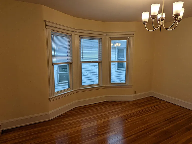 61 S Pine Ave #1 — Photo 7