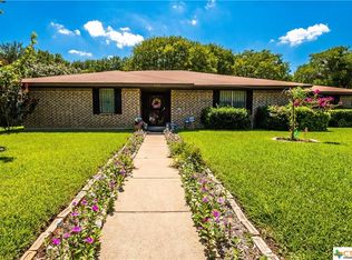 2120 Hilltop St, Belton, TX 76513