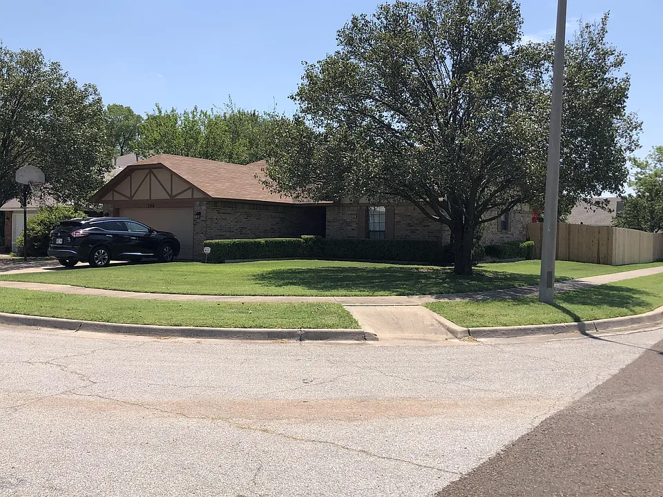 3316 Homestead Ct