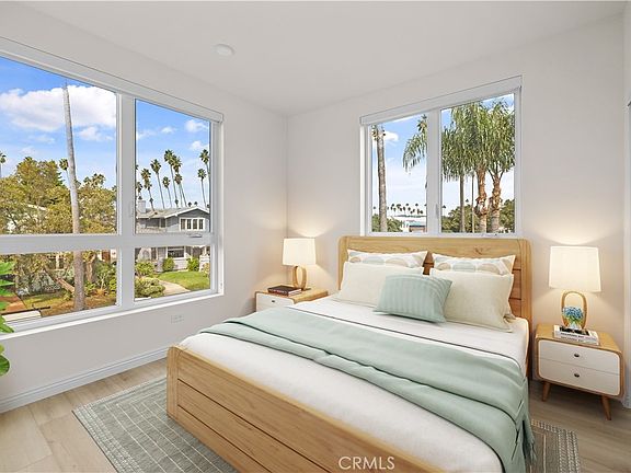 2nd image of 1818 S Norton Ave #305