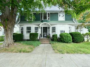 14 Wesley St, Ansonia, CT 06401