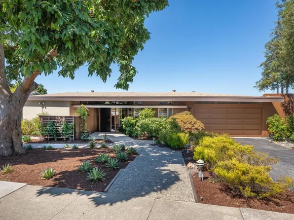 860 Lathrop Dr, Stanford, CA 94305