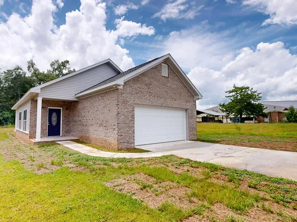 40 Central St, Dothan, AL 36303