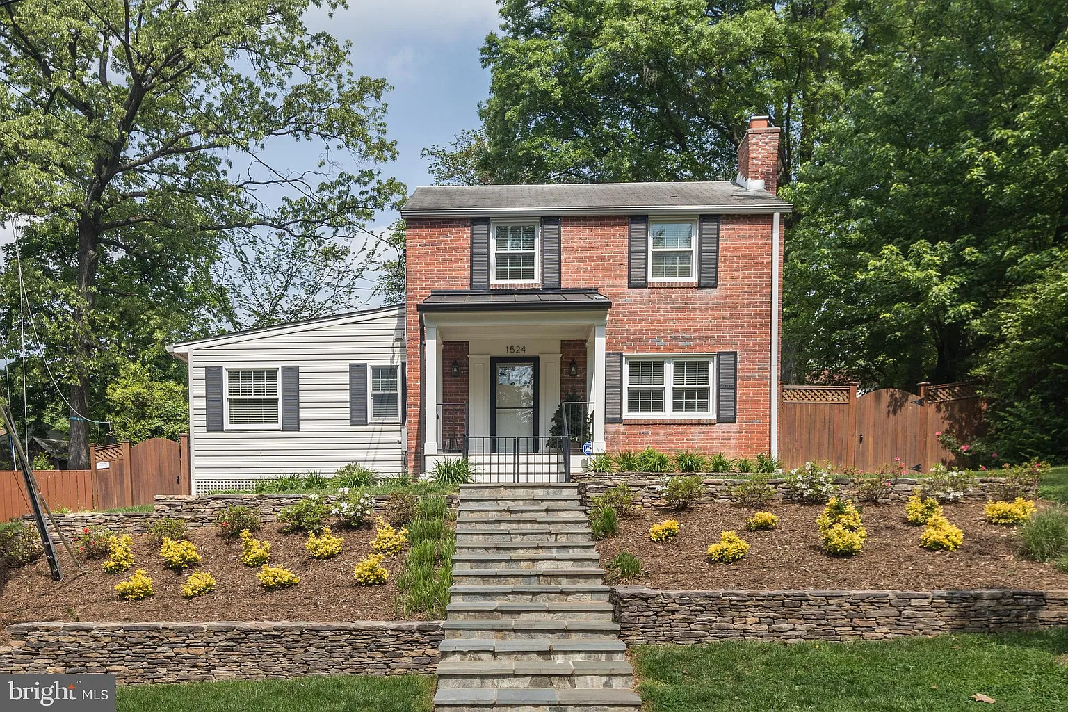 1524 Elson St photo 1