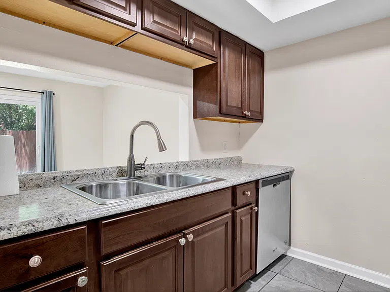 8140 Lillian Hwy — Photo 7