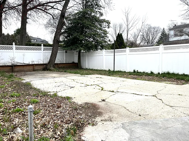 161 Greenleaf Ave — Photo 11