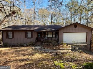 17 Chattahoochee Dr, Hogansville, GA 30230