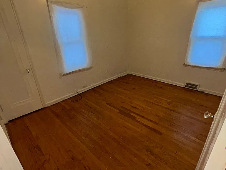 16887 Rutherford St — Photo 10