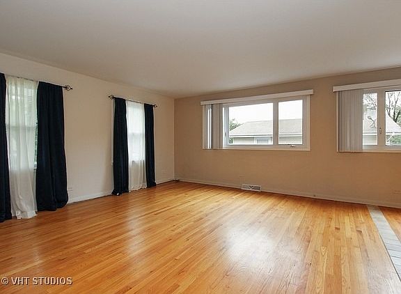 2nd image of 18941 Loras Ln