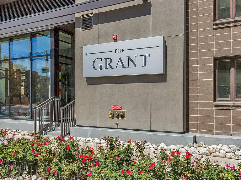 The Grant — Photo 19