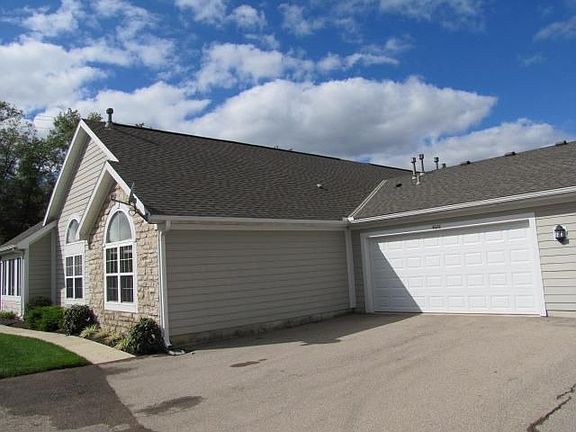 3rd image of 4628 Cobblestone Dr
