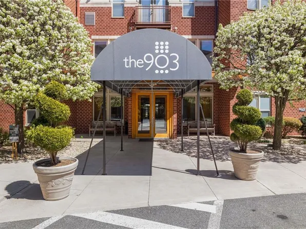 1000 Providence Pl APT 373, Providence, RI 02903