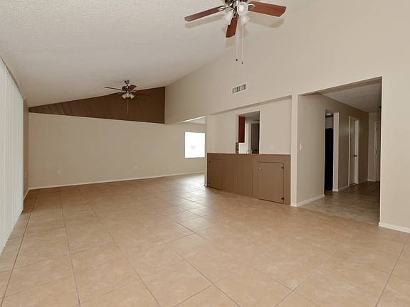 3rd image of 12629 Buckhorn Dr