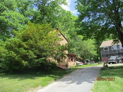 210 Black Plain Rd, North Smithfield, RI, 02896
