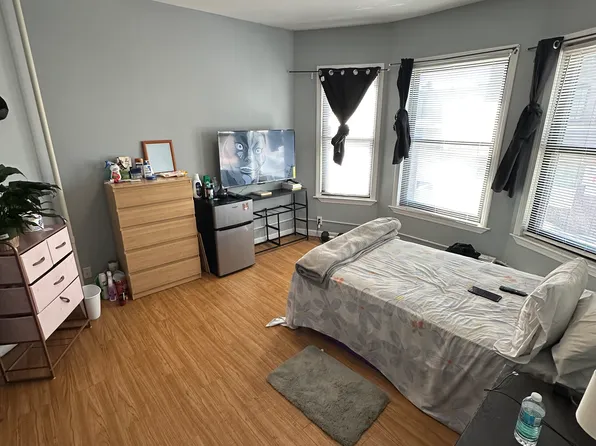 26 Shelby St Floor 2, Boston, MA 02128