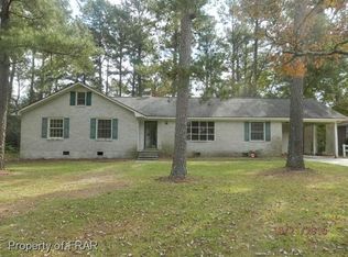 7131 Enfield Dr, Fayetteville, NC 28303