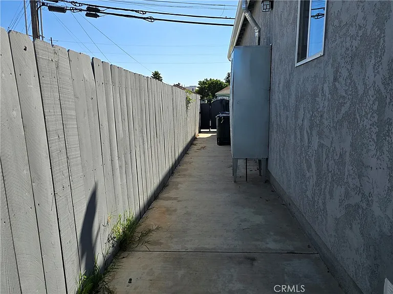 3173 K St — Photo 17