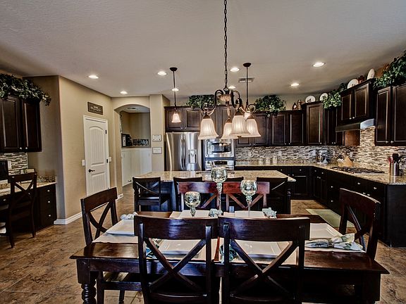 4th image of 2582 E Carob Dr