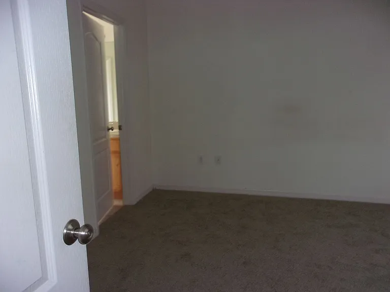 8761 Fetterbush Ct — Photo 26