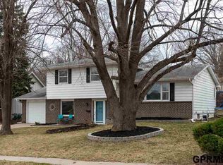 4929 S 124th St, Omaha, NE 68137