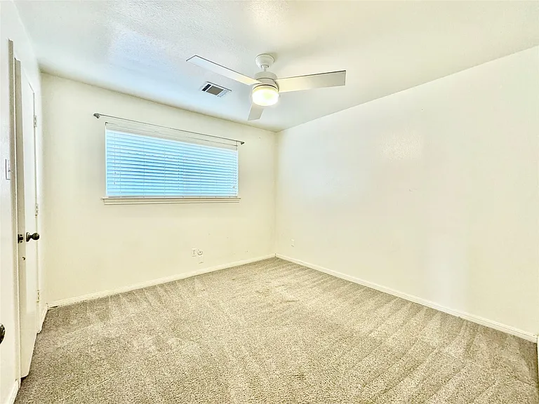 7914 Candle Ln — Photo 43