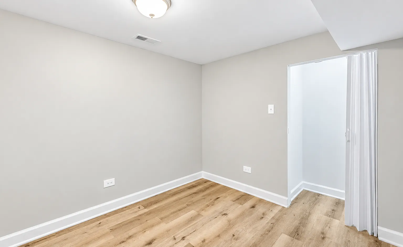 2 bed, $1,700 — Photo 4