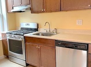 1909 21st Rd #2, Astoria, NY 11105