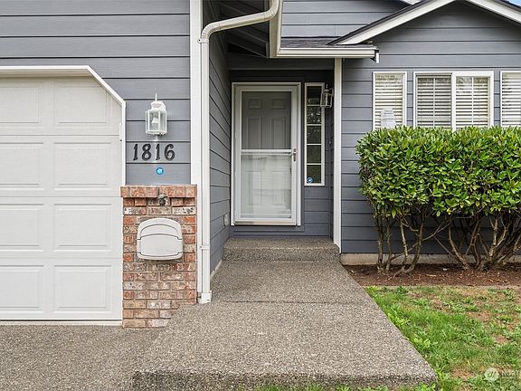 3rd image of 1816 66th Avenue Ct NE