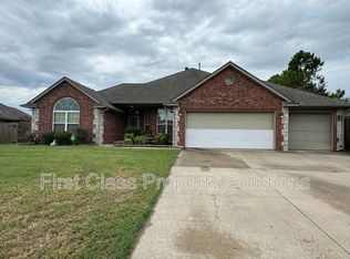 9508 S Country Club Dr, Oklahoma City, OK 73159